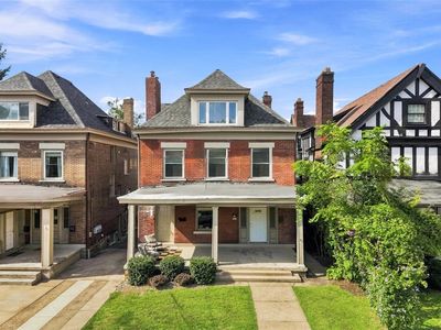6211 Kentucky Ave