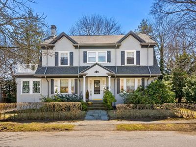 15 Preston Beach Rd