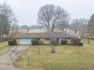 Property at 1854 N Weller Dr, Mount Morris, IL