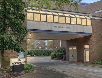 696 Mowbray Arch APT 100