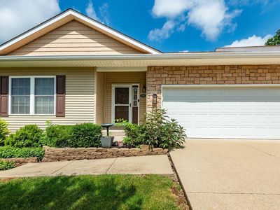 1558 W Petal Ct