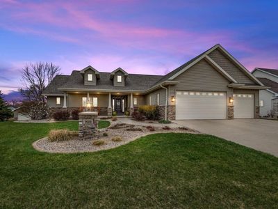 980 GREEN RIDGE DRIVE