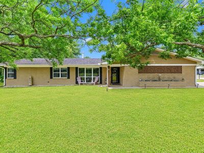 701 S White Oak Rd