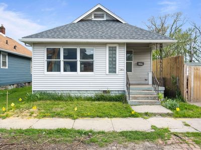1419 Van Buren St