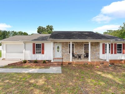 108 Hardy St