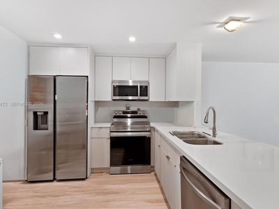 3750 NE 170th St APT 109
