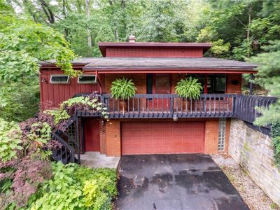 486 Woodlawn Ave