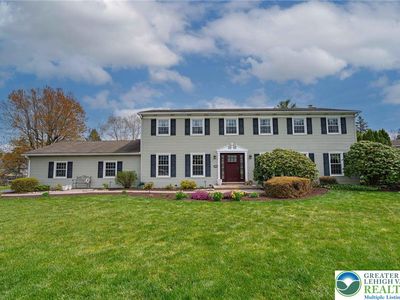 1177 Treeline Dr