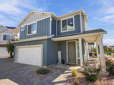 56 E Brushy Canyon St #512