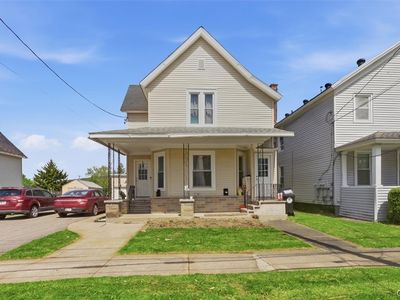 307 1st Ave