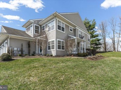 132 Huntingdon Ct #1801