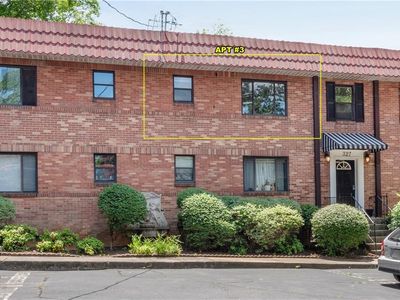 327 3rd St NE APT 3