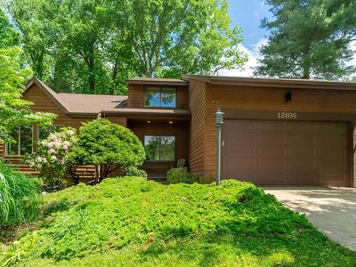 12106 Gold Ribbon Way