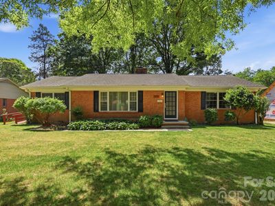 810 Brockbank Rd
