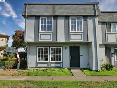 34590 Bluestone Cmn