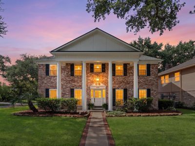 3030 Broadmoor Dr