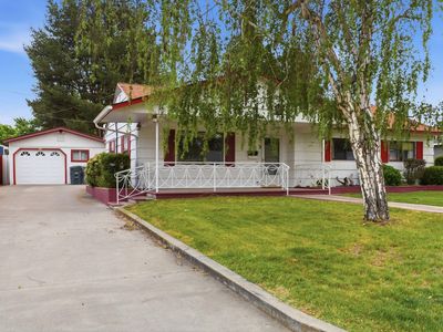 Property at 1310 Cottonwood Dr, Richland, WA