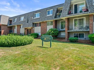 68 Summer Ave APT 8