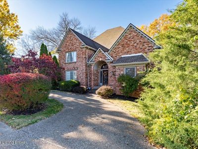 843 Lake Forest Pkwy