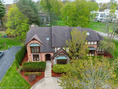 1743 Beechwood Way