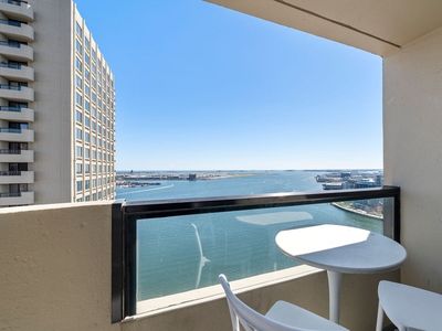 65 E India Row APT 33C