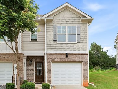 5847 Taka Ln