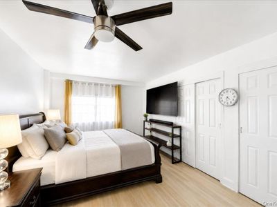 880 Boynton Avenue #13A