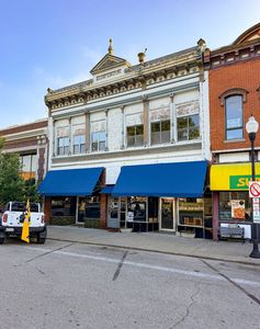 111 N Main St