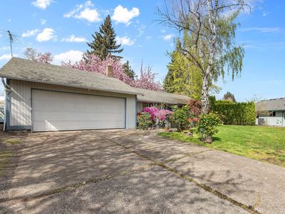 Property at 230 SW 8th Ave, Canby, OR