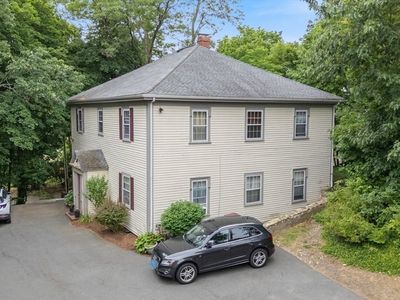60 Vinton St APT 3