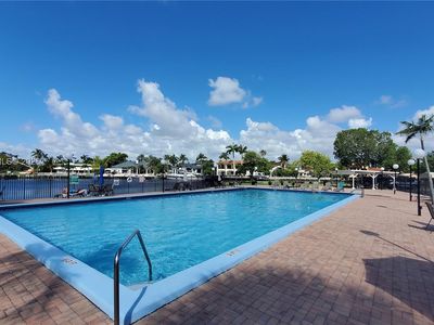 801 Three Islands Blvd APT 109