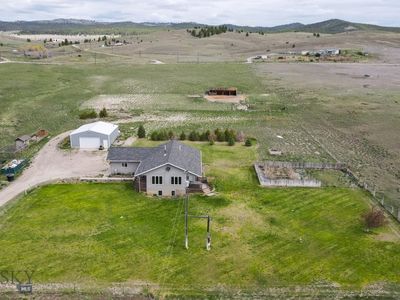1910 No Creek Ct