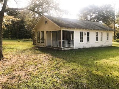 807 Campus Dr