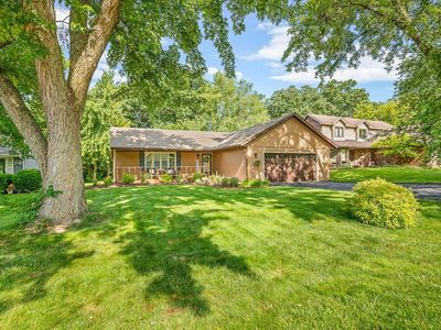 102 Centralia Pl NE