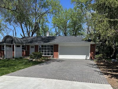 1010 W Elm St