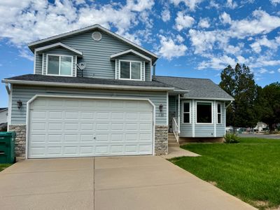 1139 E Meadow Way Dr