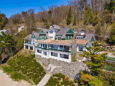 4040 S Lake Shore Dr