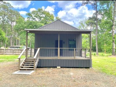 110 Robinson Ln