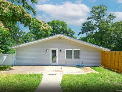 33 Robin Road