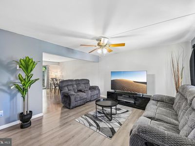 12 Roxburn Pl