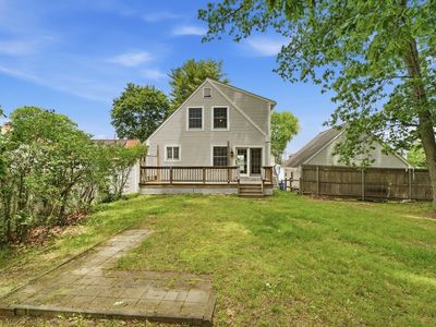 24 Bowers Ave
