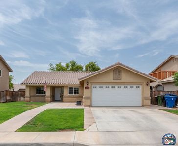 Property at 182 W Madrone Cir, Imperial, CA