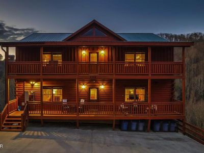 3328 Smoky Ridge Way