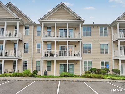 215 Center Meadow Lane #215