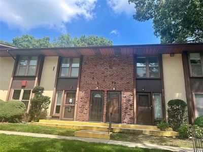 18 Cedar Court #18