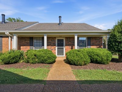 962 E Northfield Blvd