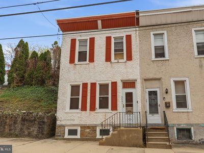 353 Hermitage St