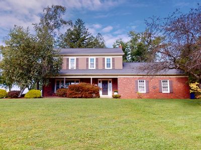 33 Hoover Rd