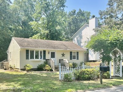706 Riverside Drive