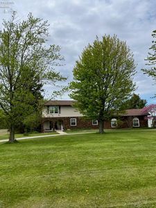 6515 W Township Road 102